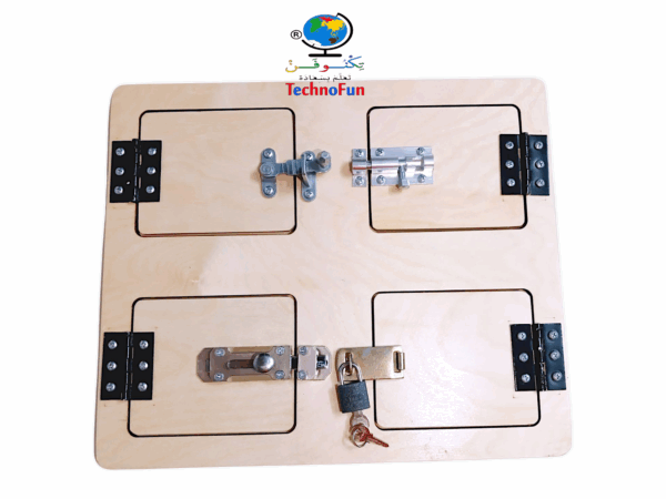 Montessori locks board نشاط لوحة الترابيس منتسوري